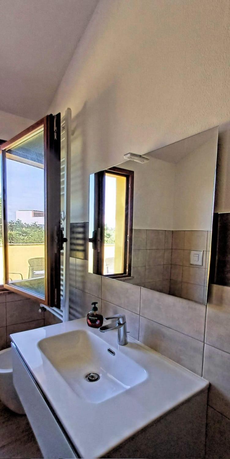 New Alfieri Apartment Cabras Exterior photo