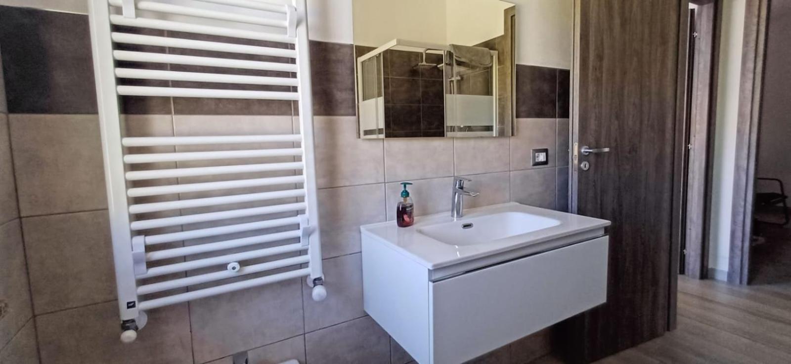New Alfieri Apartment Cabras Exterior photo